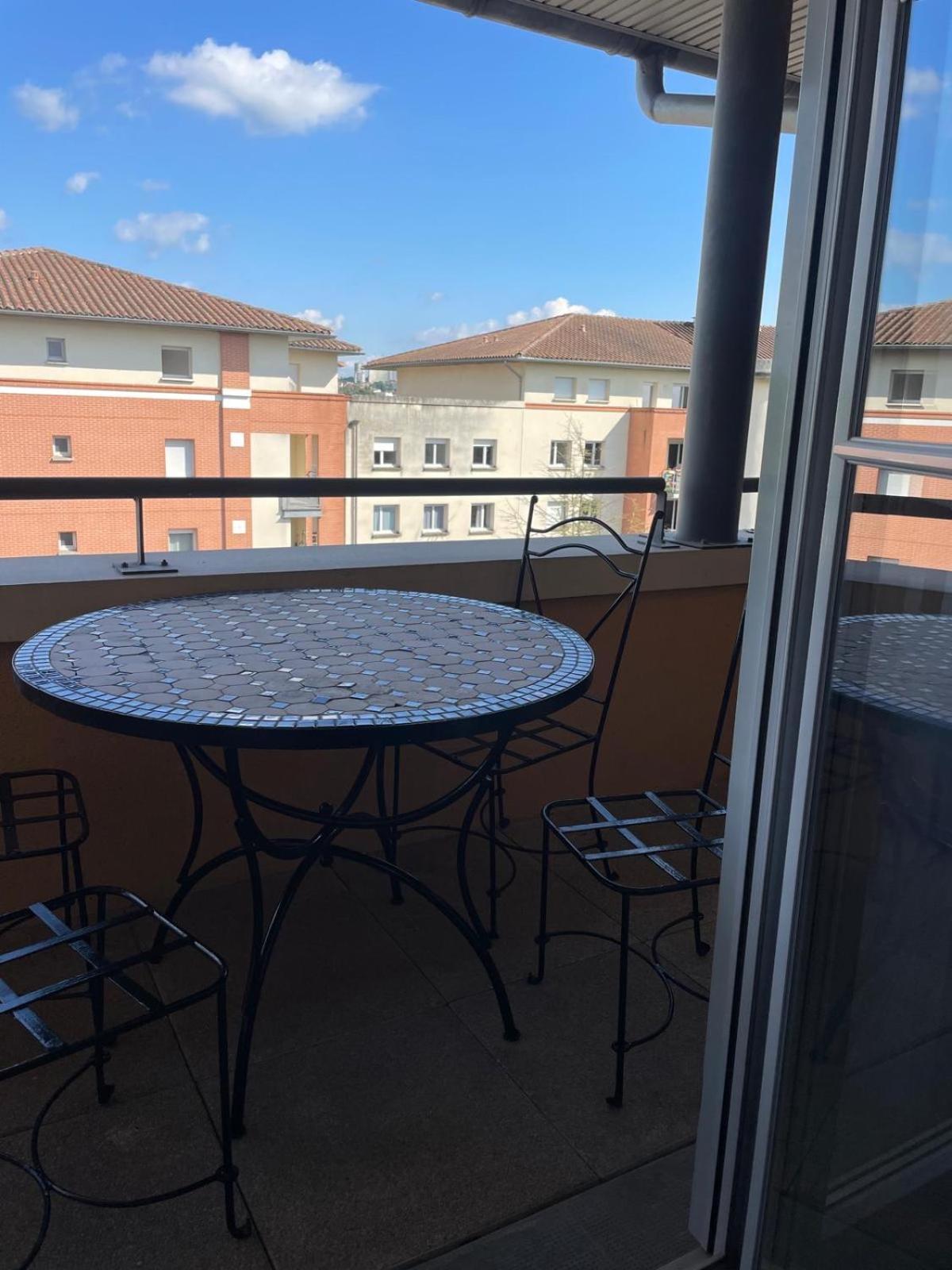 City Rose T2, Climatisation,Parking Prive, Piscine, Wifi , Tout Confort Toulouse Exterior foto